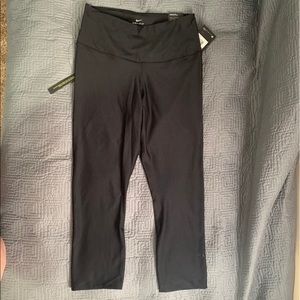 Nike Sculpt Victory Crop Tights